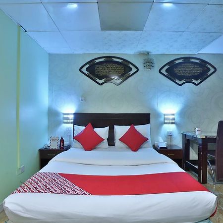Oyo 261 Remas Hotel Apartment Dubaï Extérieur photo