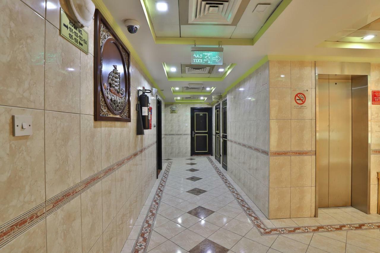 Oyo 261 Remas Hotel Apartment Dubaï Extérieur photo